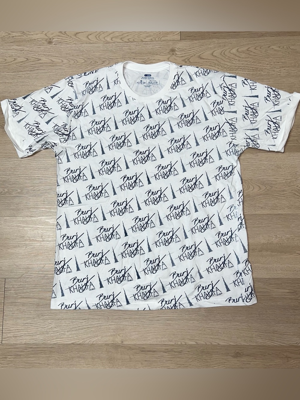 NEW Burj Khalifa Dubai All Over Print T Shirt Mens XL White UAE Souvenir Tee